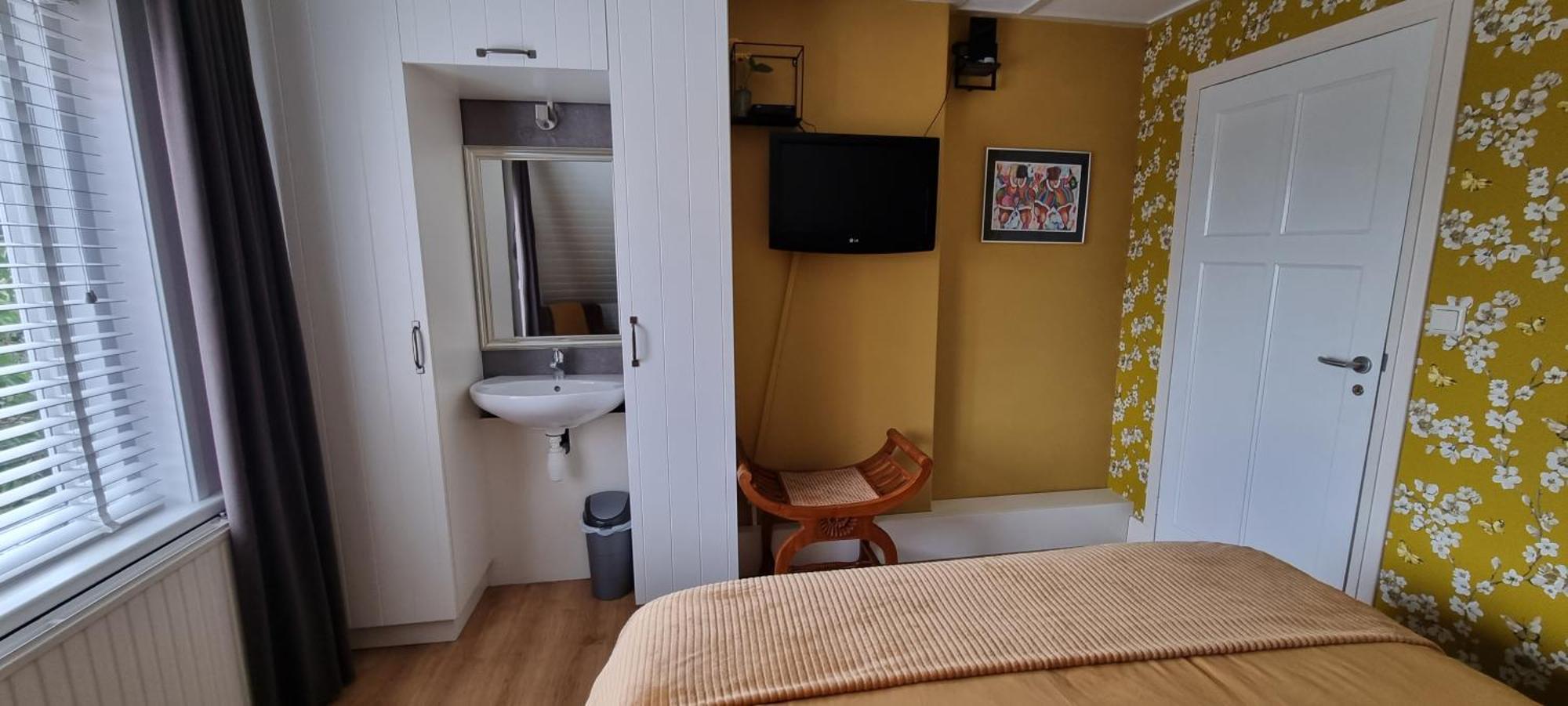 B&B Maaslandje Wijk en Aalburg Экстерьер фото